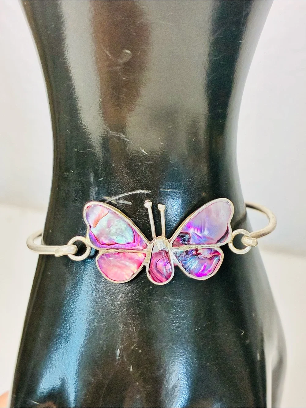 Iridescent Pink & Purple Mother of Pearl Inlay Butterfly Bangle Bracelet 925S